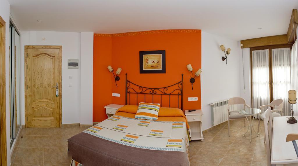 Hotel Rural La Corte De Los Pinares Vinuesa Exterior photo