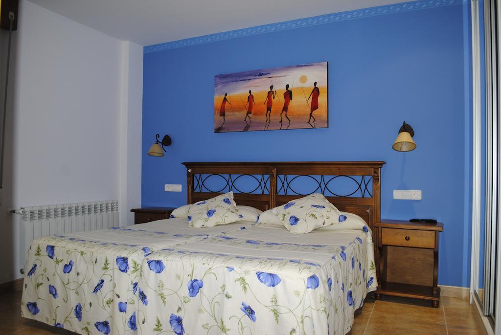Hotel Rural La Corte De Los Pinares Vinuesa Room photo